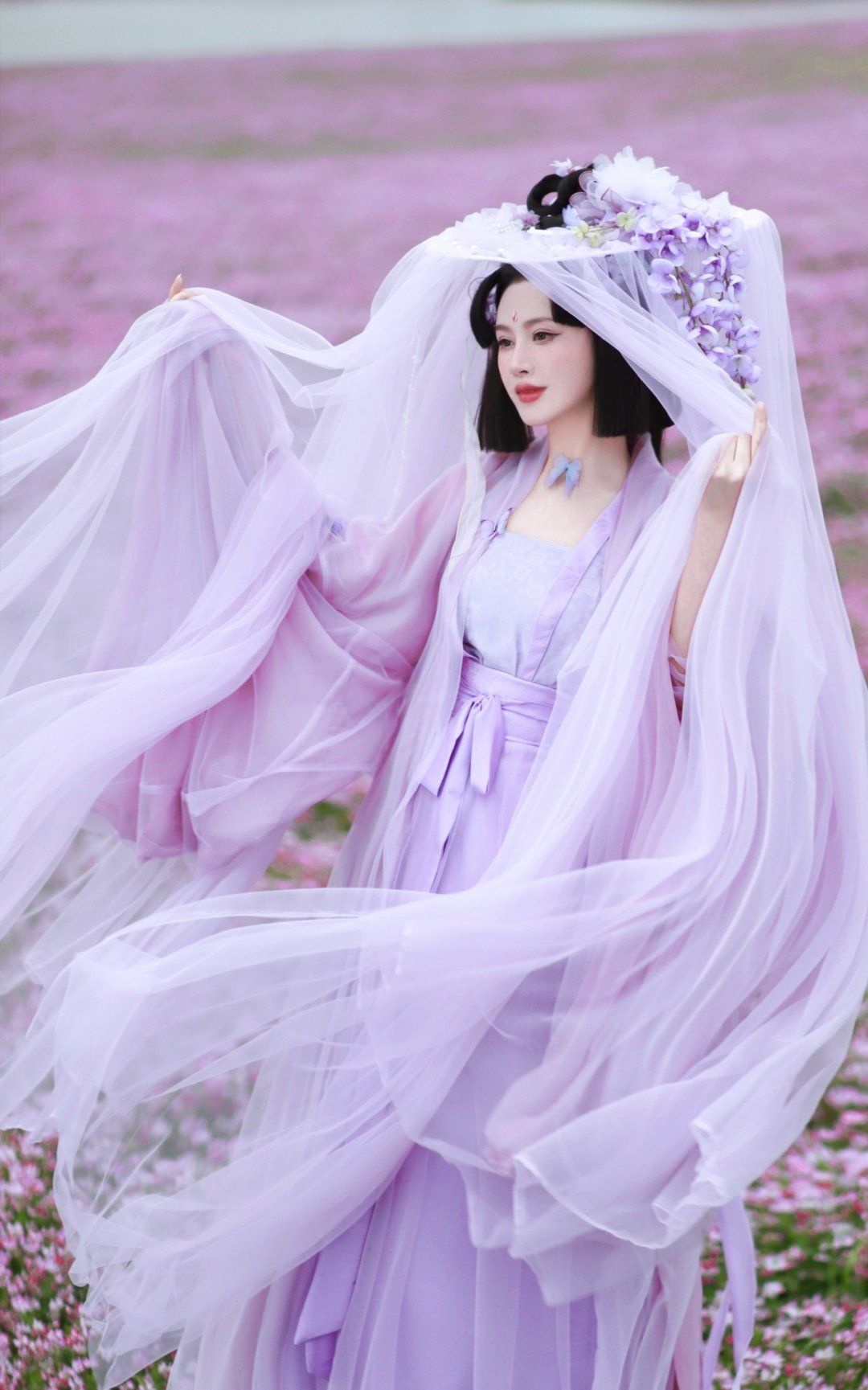 The Revival of Hanfu:The Essence of Ancient Chinese Costume The Revival of Hanfu:The Essence of Ancient Chinese Costume