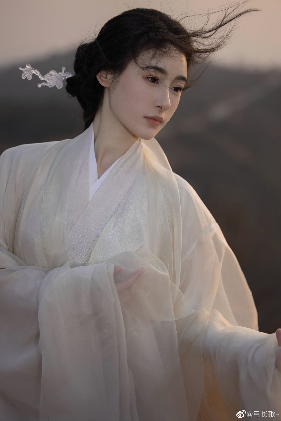 Reimagining Hanfu Fashion for Plus-Size Summer Wearers Reimagining Hanfu Fashion for Plus-Size Summer Wearers