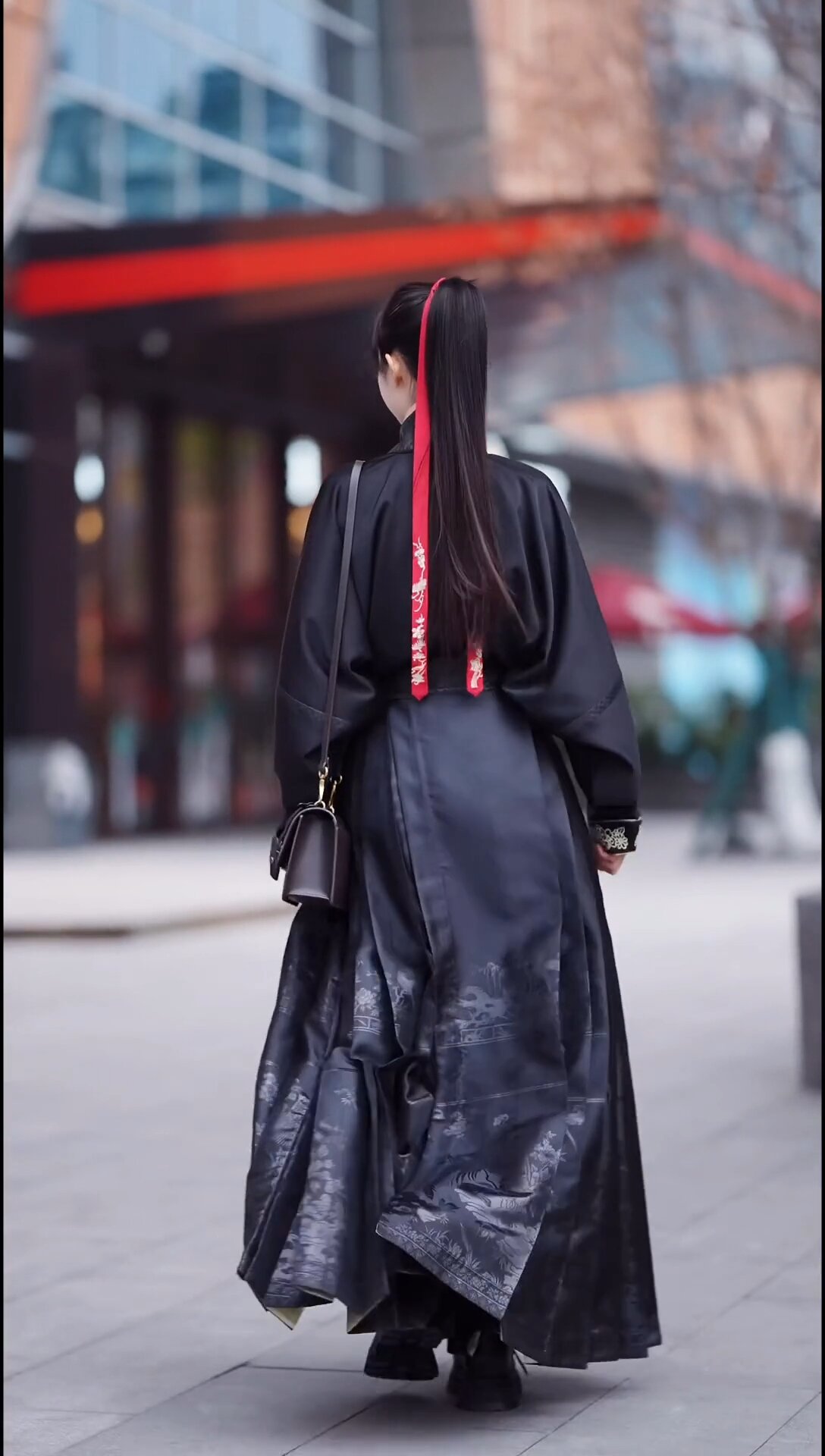Zhan Feiers Cheongsam:A Glimpse into the Traditional Beauty of Chinese Culture Zhan Feiers Cheongsam:A Glimpse into the Traditional Beauty of Chinese Culture