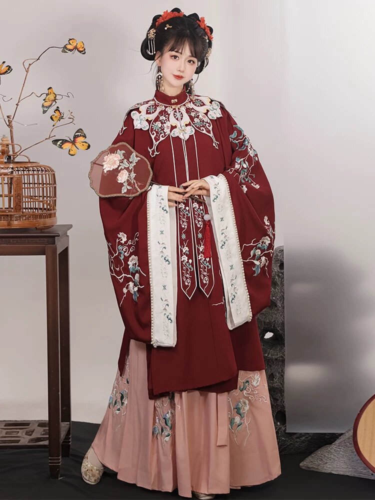 Baby Girls Traditional Hanfu Clothes:A Year-Old Long-Sleeve Design Baby Girls Traditional Hanfu Clothes:A Year-Old Long-Sleeve Design