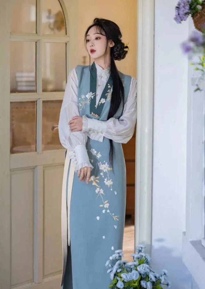 Youthful Elegance:The Rise of Hanfu Costumes for Teenagers Youthful Elegance:The Rise of Hanfu Costumes for Teenagers