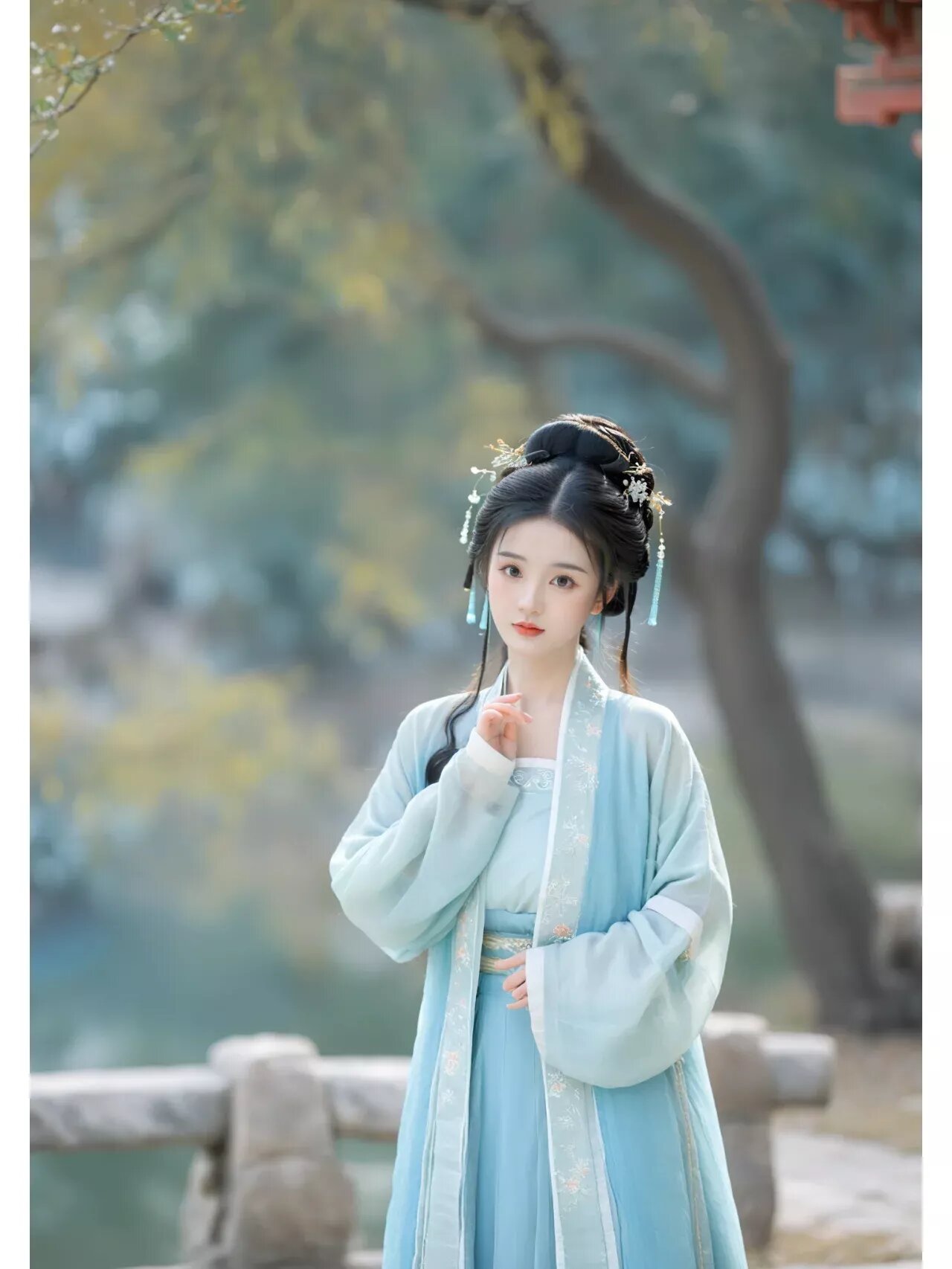 Teenage Elegance:13-Year-Olds Summer Fashion in Hanfu,the Traditional Chinese Clothing Teenage Elegance:13-Year-Olds Summer Fashion in Hanfu,the Traditional Chinese Clothing