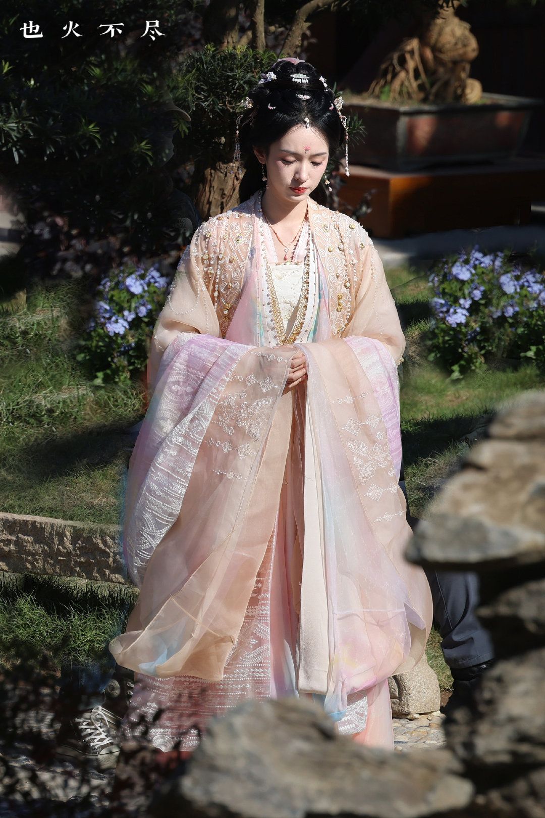 Embracing the Elegance of Black Butterfly Embroidery Cheongsam:A Cultural Journey