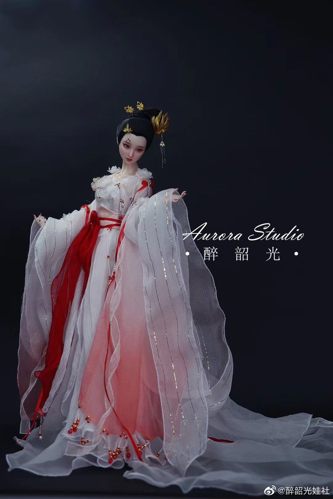 Autumn Fashion Trends:Reimagining Traditional Cheongsam with Modern Sleeve Innovations Autumn Fashion Trends:Reimagining Traditional Cheongsam with Modern Sleeve Innovations