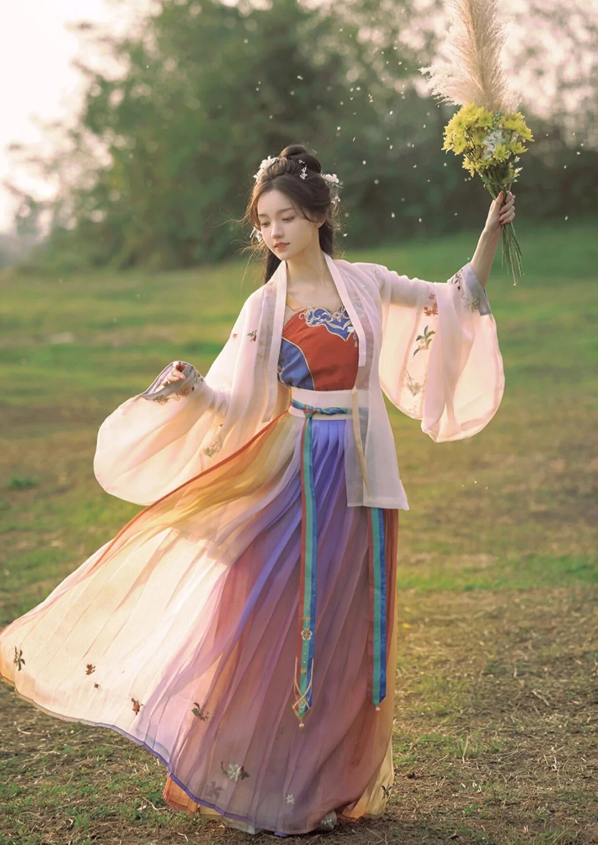 Embracing Youth in the Cheongsam:A New Generations Journey into Traditional Elegance Embracing Youth in the Cheongsam:A New Generations Journey into Traditional Elegance
