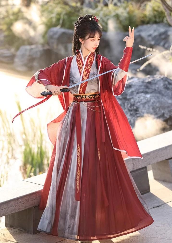 The Evolution of Hanfu Undergarments:The Charm of the Band-neck Corset The Evolution of Hanfu Undergarments:The Charm of the Band-neck Corset
