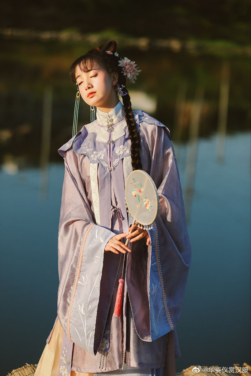 Allure of Traditional Chinese Underwear:The Charm of Hanfu Lingyi Allure of Traditional Chinese Underwear:The Charm of Hanfu Lingyi