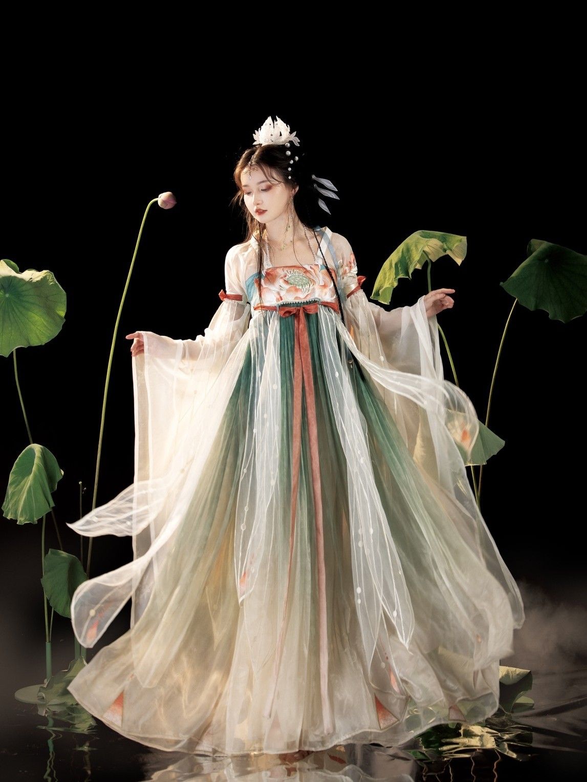 Qipao-Clad Maiden:A Refreshing Tale of Traditional Elegance Qipao-Clad Maiden:A Refreshing Tale of Traditional Elegance