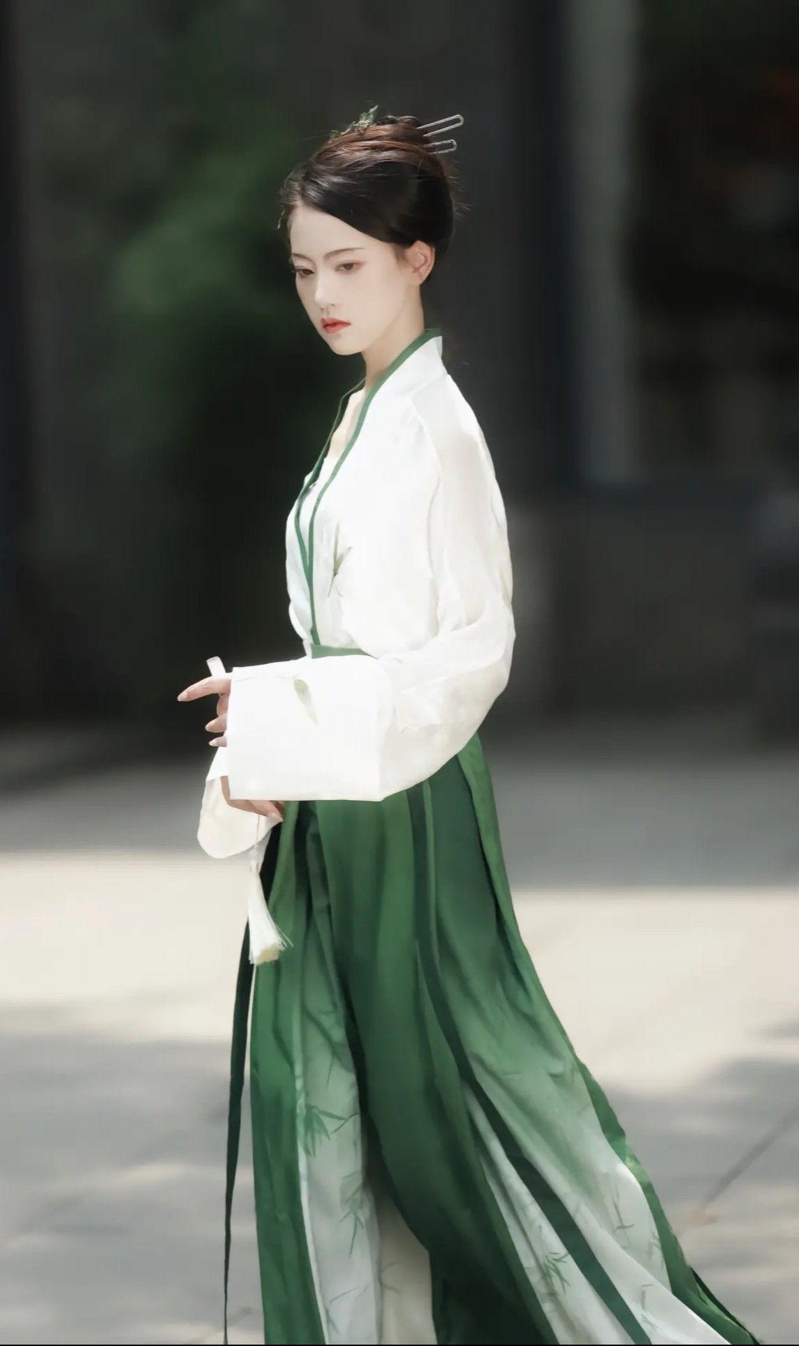 The Splendor of Tang Hanfu:A Journey into the Cultural Richness of Ancient Chinese Fashion