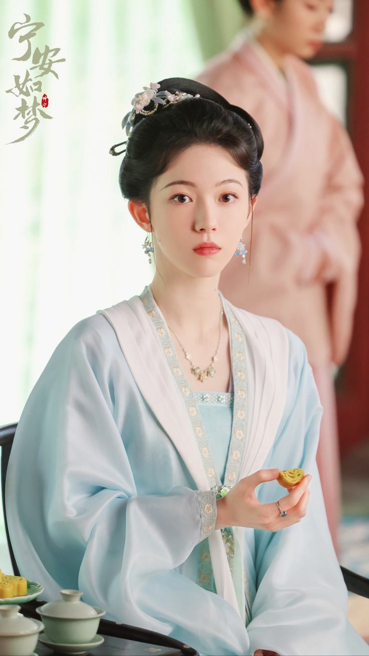 The Enchanting Fox-Print Ma-Men Skirt:A Tale of Traditional Craftsmanship and Modern Charm