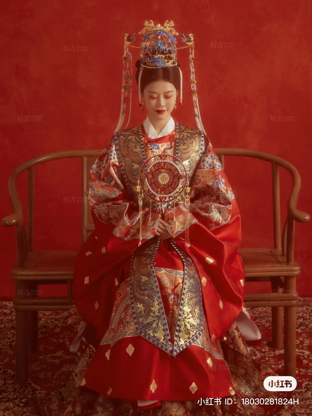 The Sword-Wielding Knights in Hanfu:The Splendid Silk Guardians of Ancient China The Sword-Wielding Knights in Hanfu:The Splendid Silk Guardians of Ancient China
