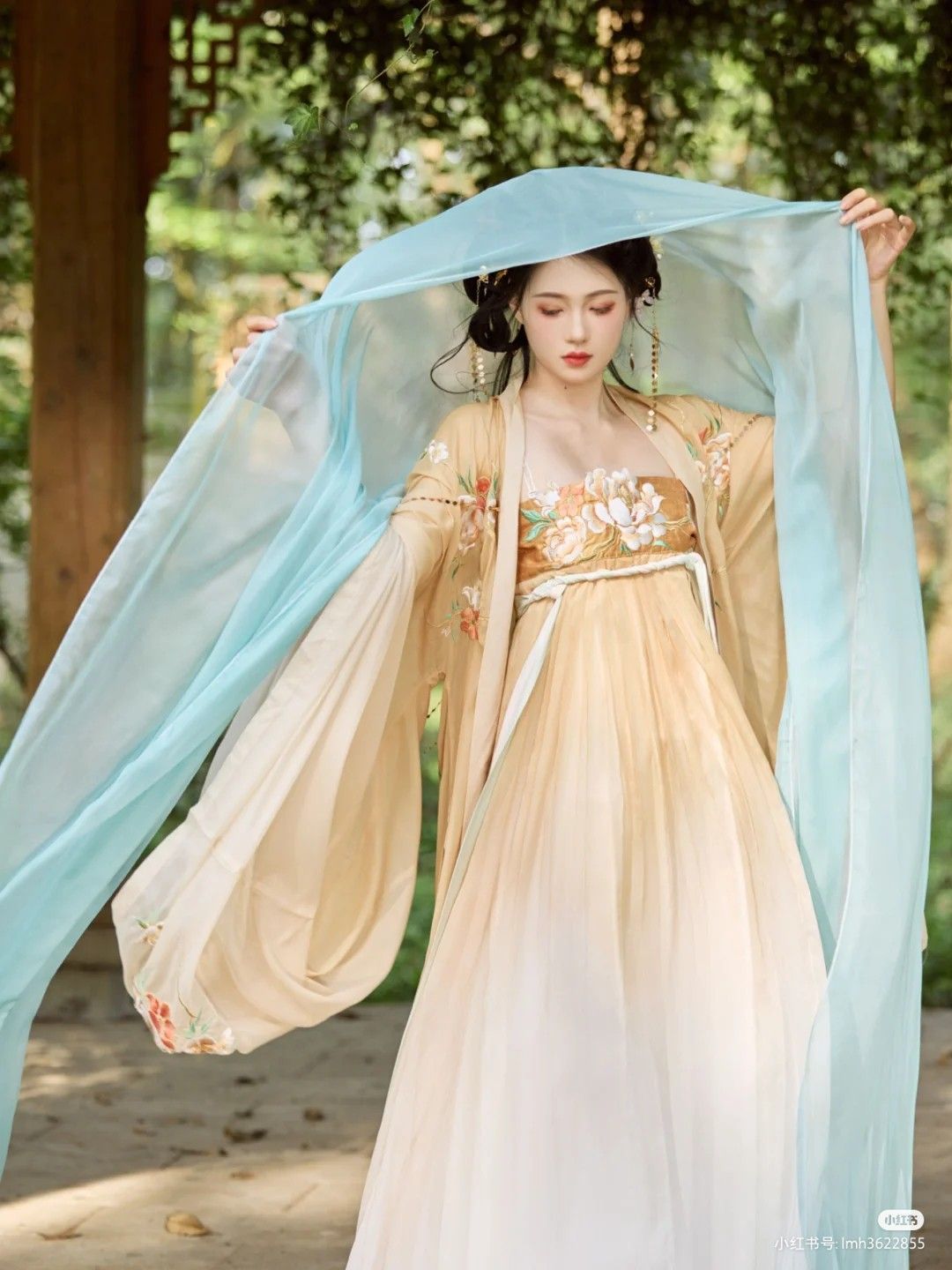 The Role of Accessories in Enhancing the Elegance of Hanfu Belt:A Detailed Exploration The Role of Accessories in Enhancing the Elegance of Hanfu Belt:A Detailed Exploration