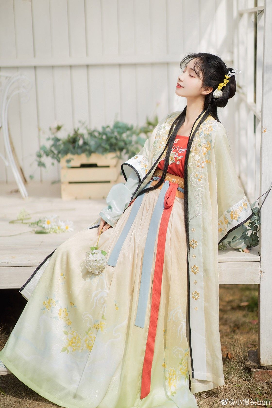 The Elegance of Summer Cheongsam Women The Elegance of Summer Cheongsam Women