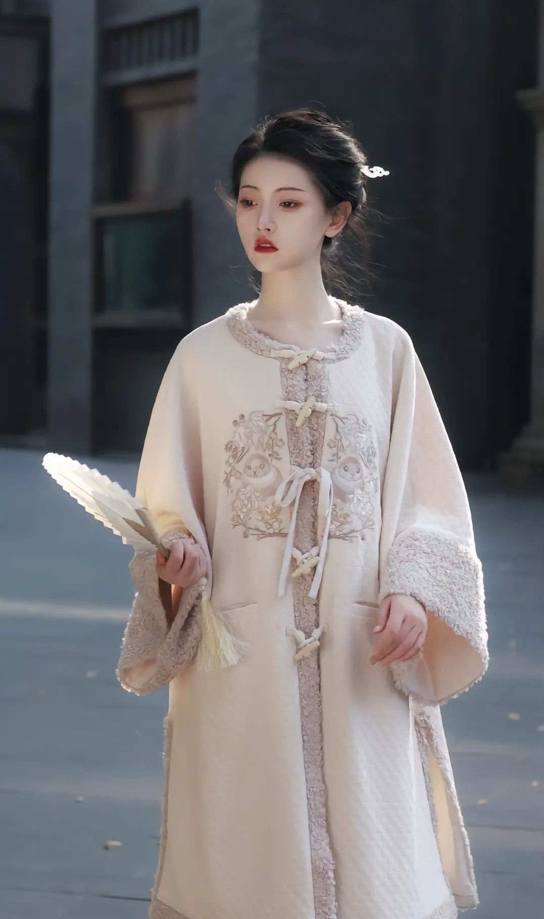 Embracing the New Chinese Style:Mini-Sized Cheongsam Qipao Revolution Embracing the New Chinese Style:Mini-Sized Cheongsam Qipao Revolution