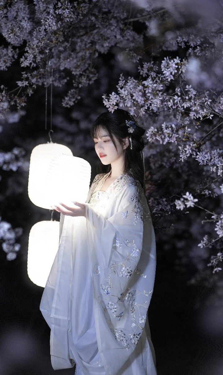 Children in Chinese Splendor:The Enchanting World of Traditional Hanfu Fashion Children in Chinese Splendor:The Enchanting World of Traditional Hanfu Fashion