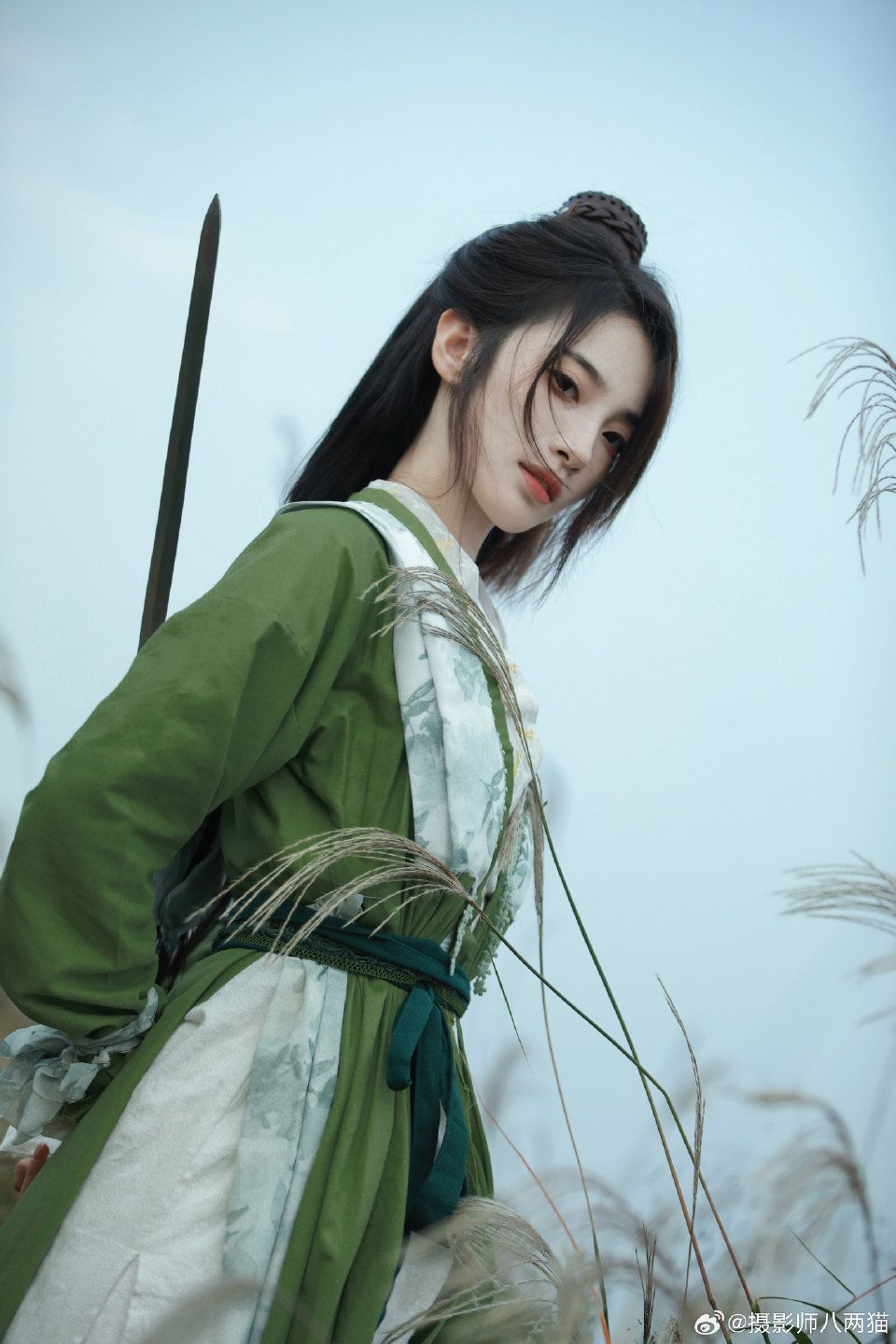 The Pride of Winter:The Story of the Cold-Blooming Plum Blossom in the Cheongsam The Pride of Winter:The Story of the Cold-Blooming Plum Blossom in the Cheongsam