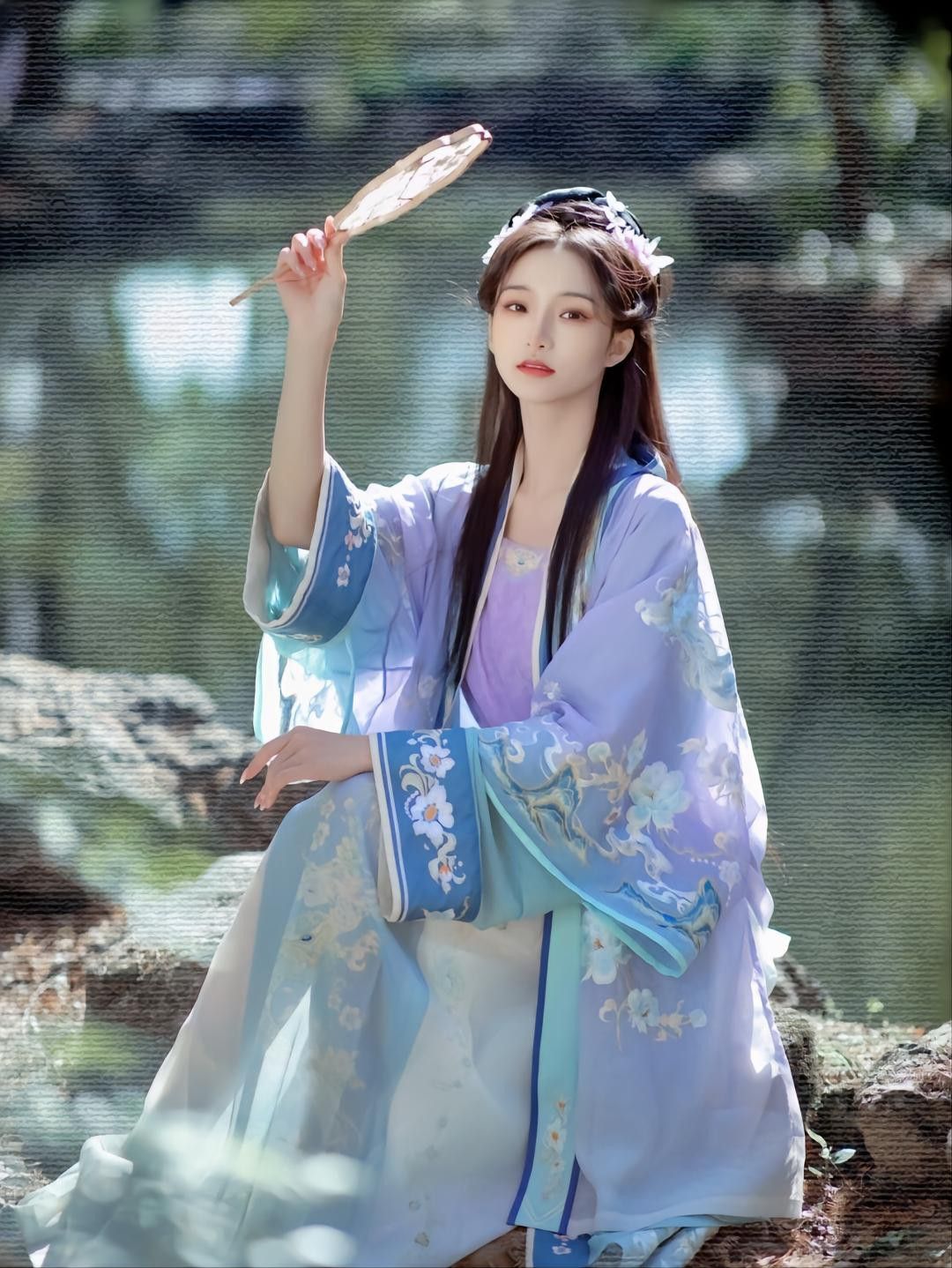 The Splendid Grandeur of Hanfu in the Wei and Jin Dynasties:A Study of Broad-sleeved Robes The Splendid Grandeur of Hanfu in the Wei and Jin Dynasties:A Study of Broad-sleeved Robes