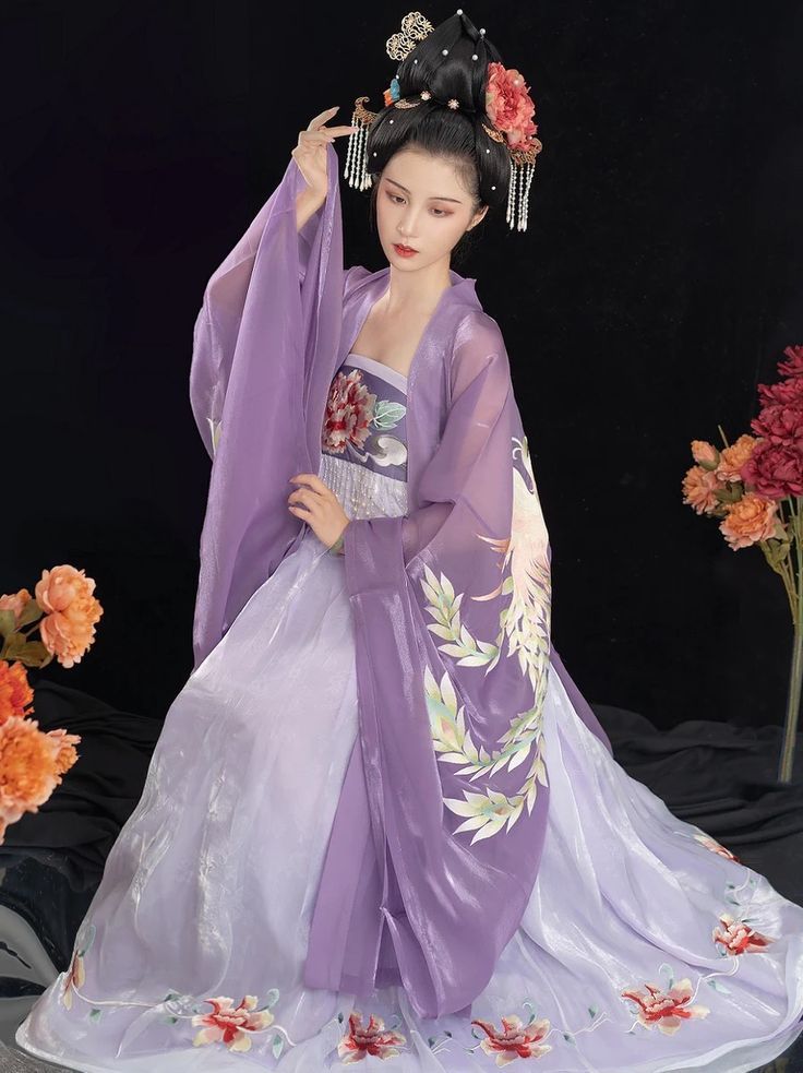 Vintage Chinese Girls Cheongsam:Embracing the Traditional Charm of National Fashion Vintage Chinese Girls Cheongsam:Embracing the Traditional Charm of National Fashion
