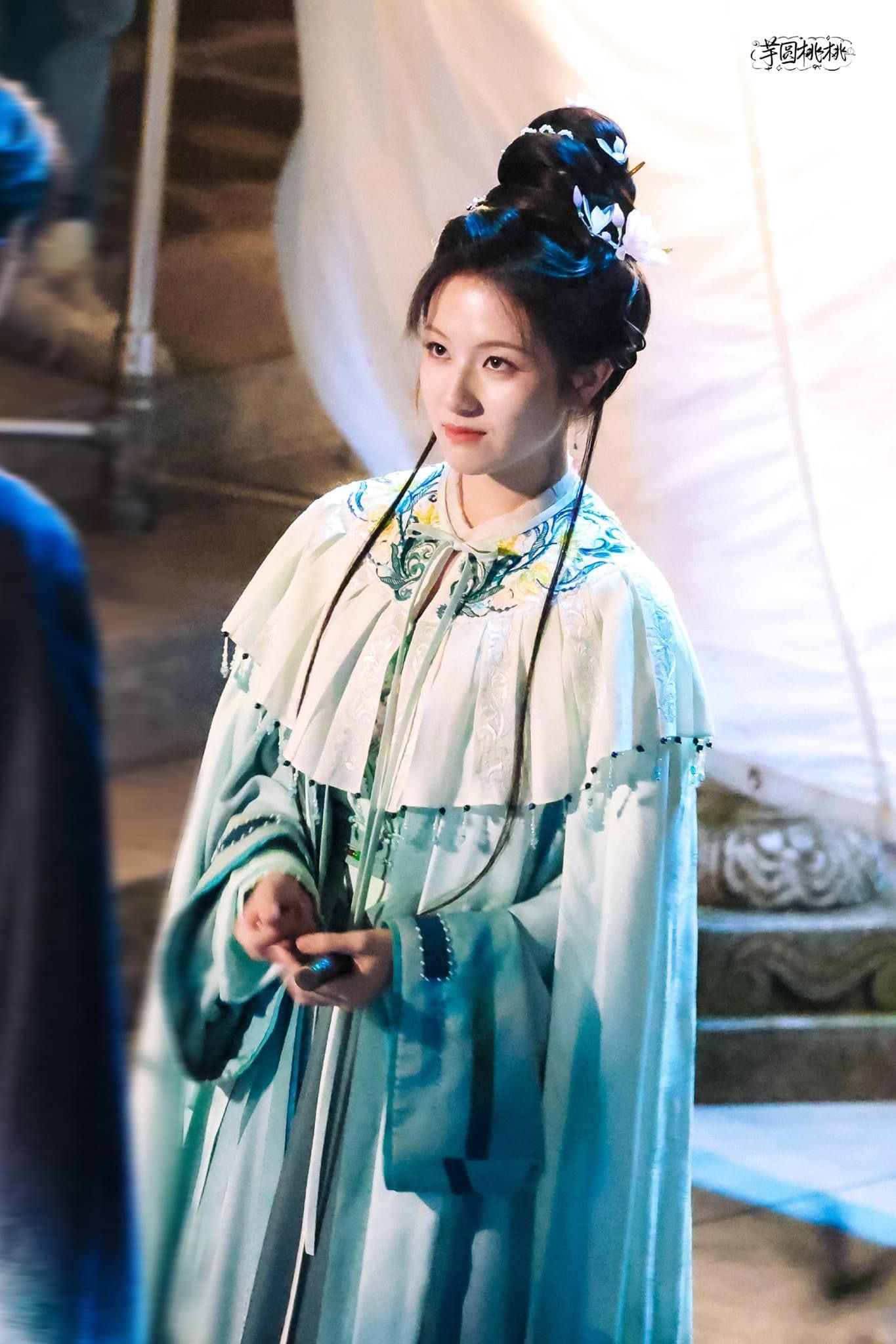 The Splendor of Qin and Han Dynasties Traditional Hanfu:A Journey Through Time The Splendor of Qin and Han Dynasties Traditional Hanfu:A Journey Through Time
