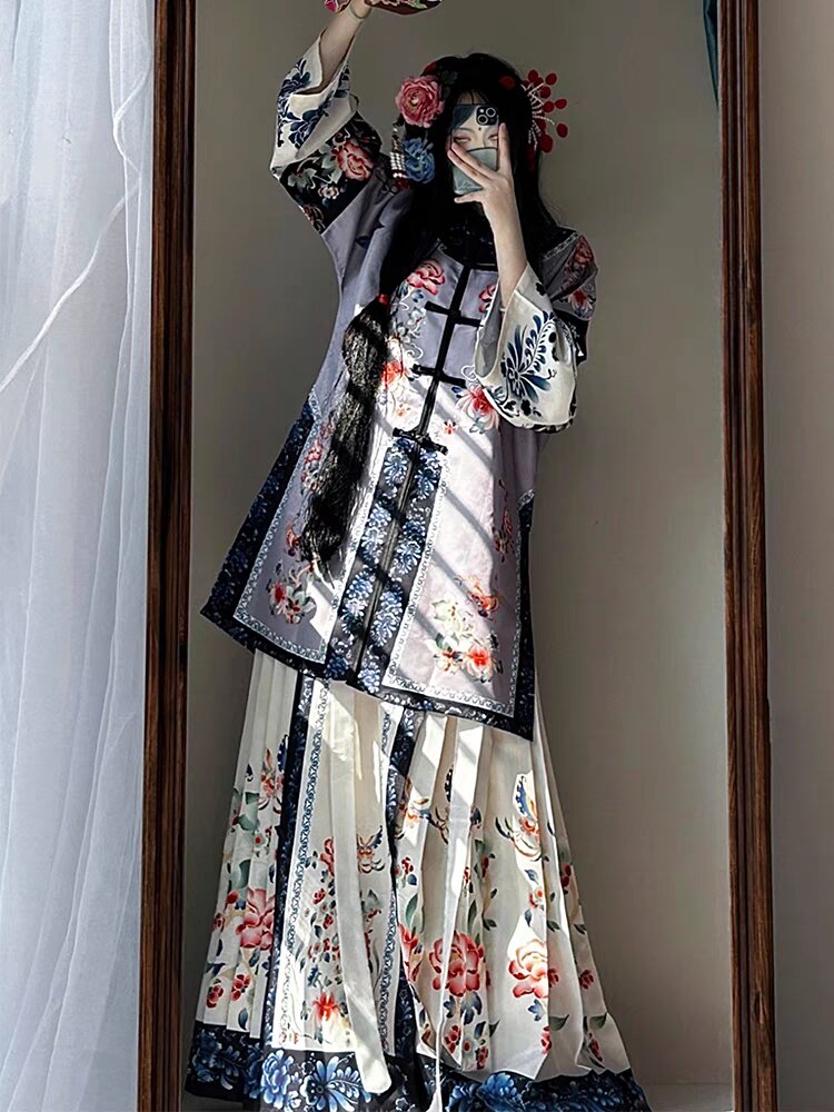 The Starry River Ballad:Chen Sanyuans Horseface Skirt and Its Cultural Significance The Starry River Ballad:Chen Sanyuans Horseface Skirt and Its Cultural Significance