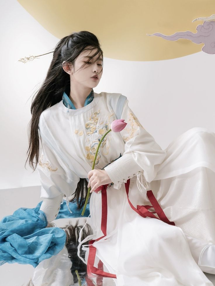 The Splendor of a Red Eight-Panel Skirt:A Closer Look at Traditional Beauty The Splendor of a Red Eight-Panel Skirt:A Closer Look at Traditional Beauty