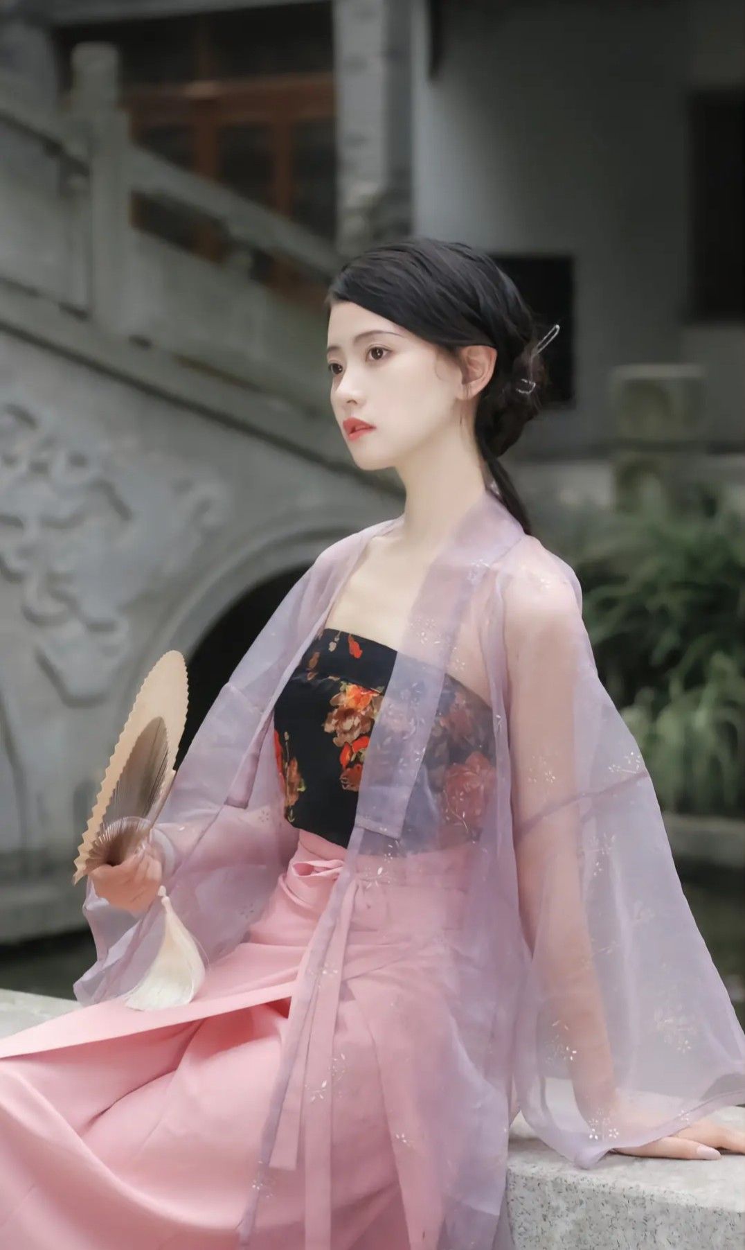 The Rise of Neo-Chinese Horseback Skirt in Modern Weddings:A Blend of Tradition and Modernity The Rise of Neo-Chinese Horseback Skirt in Modern Weddings:A Blend of Tradition and Modernity