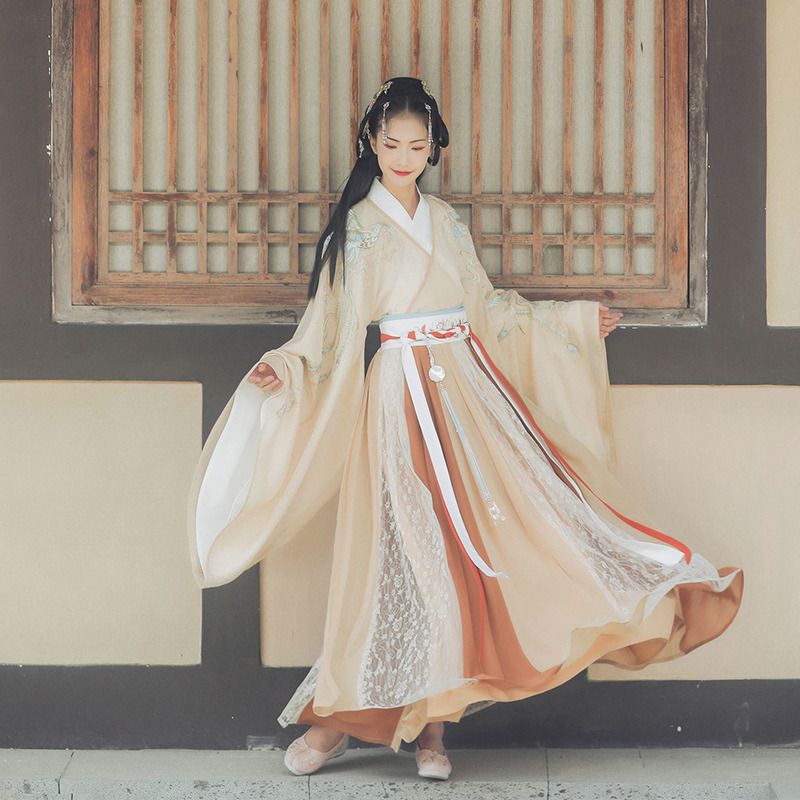 Little Girls in Traditional Chinese Hanfu Cheongsam Gowns:A Journey into Cultural Elegance Little Girls in Traditional Chinese Hanfu Cheongsam Gowns:A Journey into Cultural Elegance
