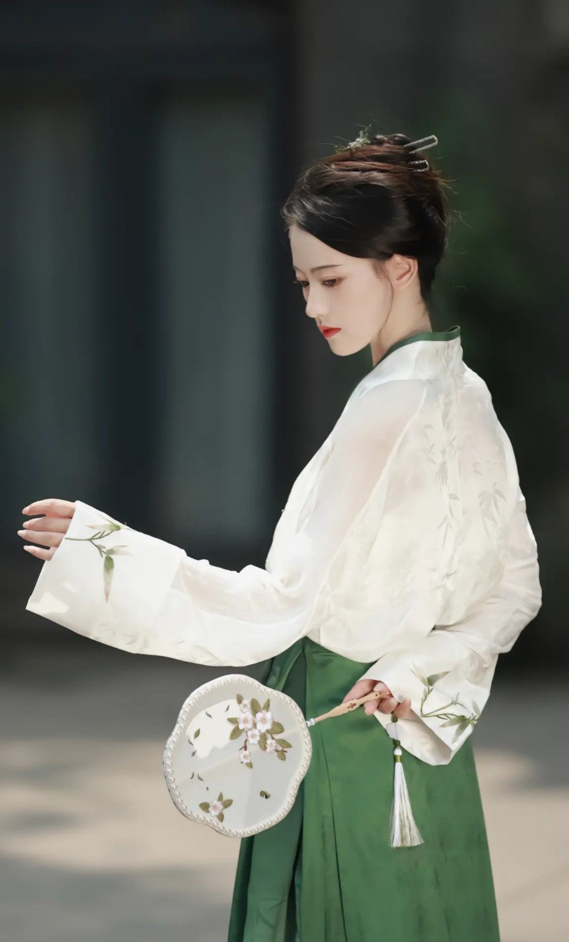 Winter Elegance of Ancient Hanfu Dress for Girl Children Winter Elegance of Ancient Hanfu Dress for Girl Children