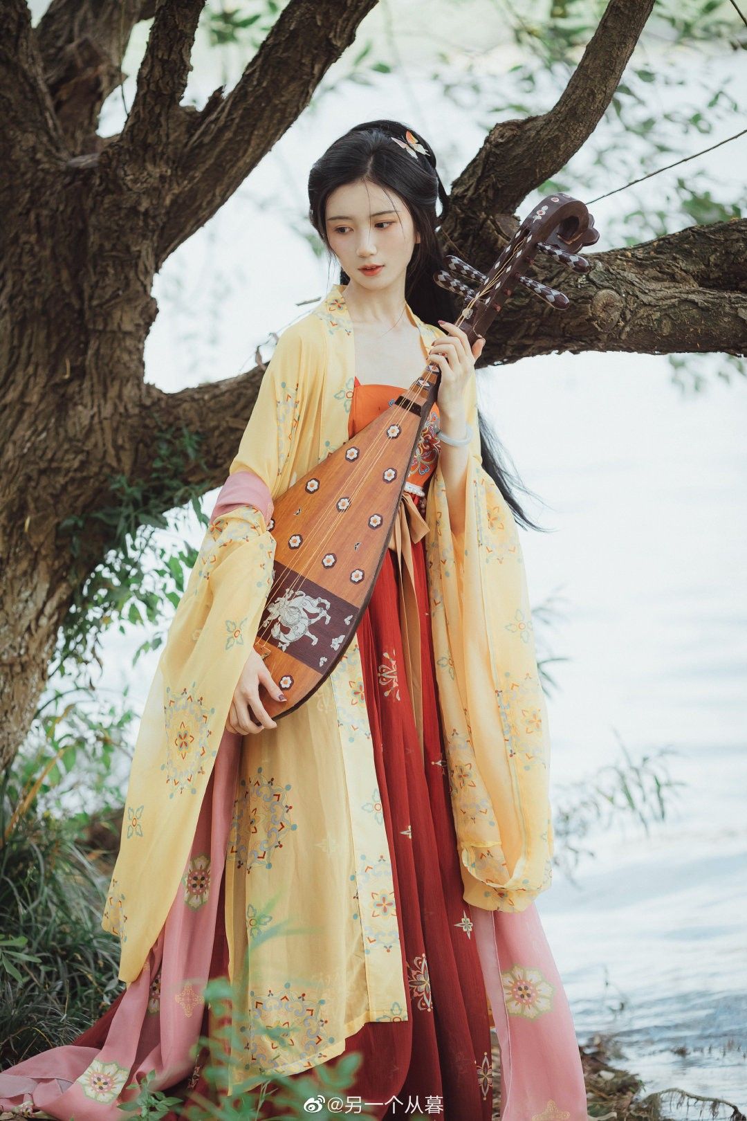 Traditional Tangzhuang Chinese-Style Sleepwear:Embracing Comfort and Cultural Elegance Traditional Tangzhuang Chinese-Style Sleepwear:Embracing Comfort and Cultural Elegance
