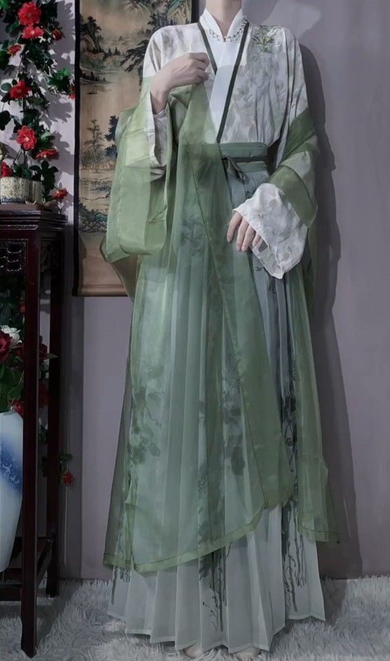 Little Girls Hanfu Hairband:A Journey into Traditional Beauty Little Girls Hanfu Hairband:A Journey into Traditional Beauty