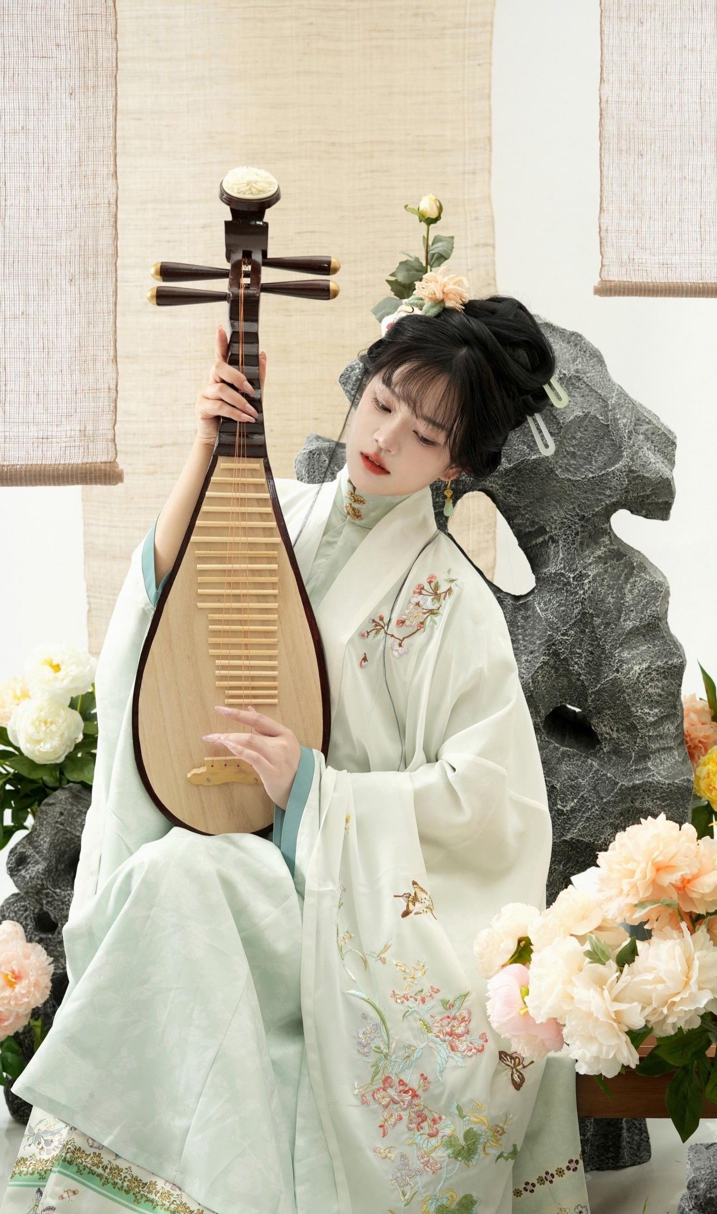 The Miao-Style Robes and Qin Shi Huangs Legacy in Traditional Chinese Clothing The Miao-Style Robes and Qin Shi Huangs Legacy in Traditional Chinese Clothing