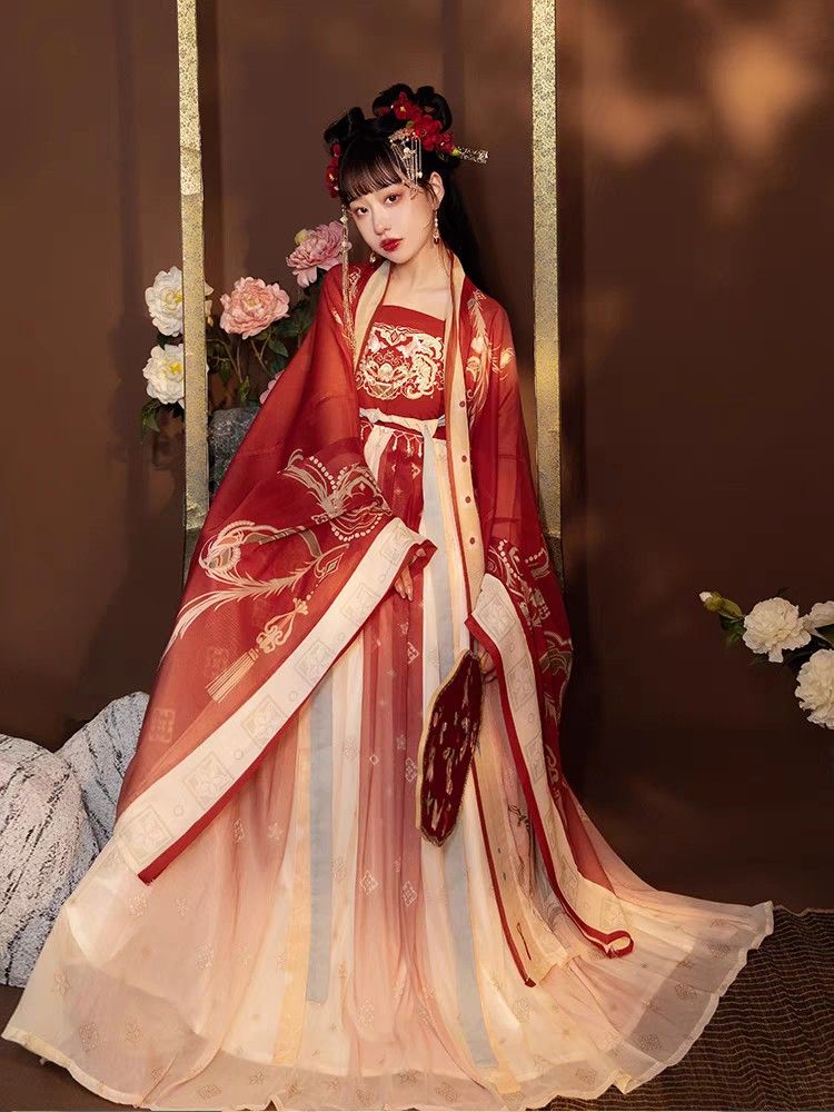 Vintage Charm of Long Cheongsam:Unveiling the Essence of Traditional Elegance Vintage Charm of Long Cheongsam:Unveiling the Essence of Traditional Elegance