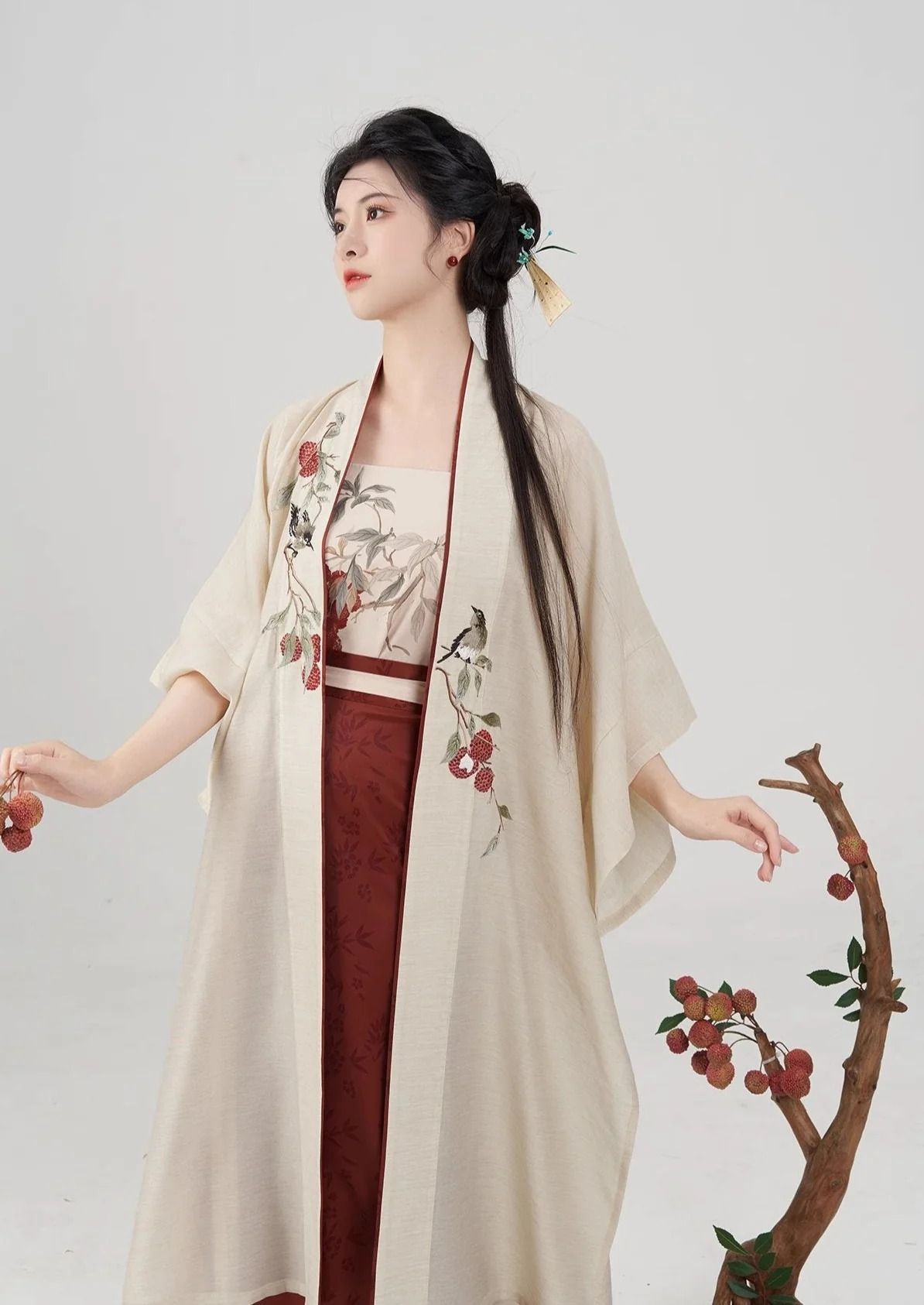 Jerry Babys Journey into the World of Hanfu Fashion Jerry Babys Journey into the World of Hanfu Fashion
