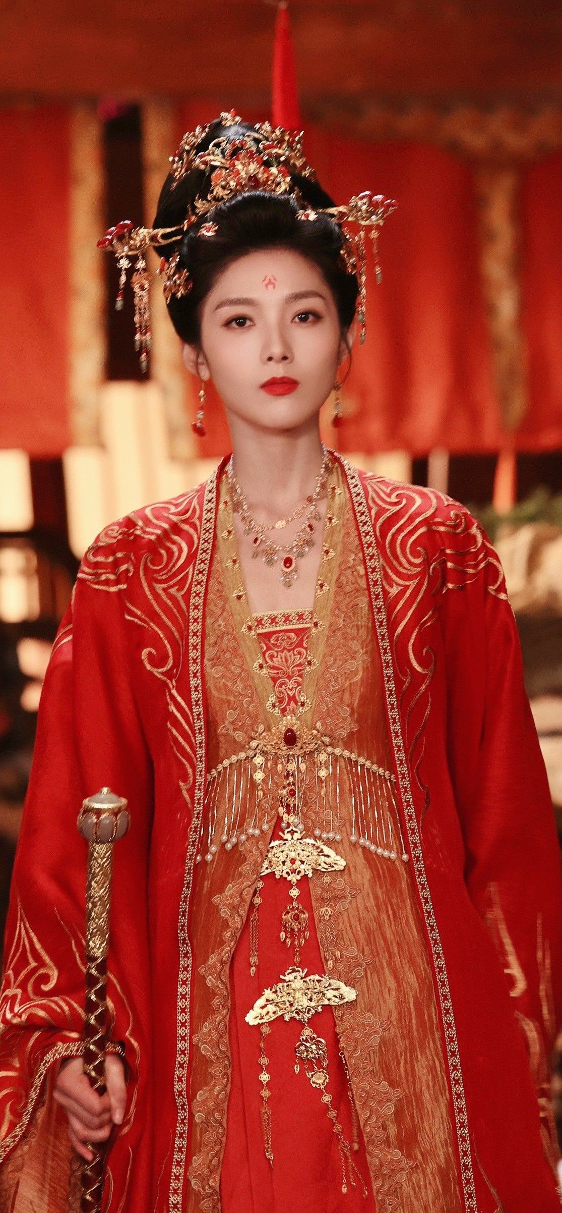 Sword Dance and Hanfu:The Fusion of Ancient Martial Arts and Traditional Chinese Costume Sword Dance and Hanfu:The Fusion of Ancient Martial Arts and Traditional Chinese Costume