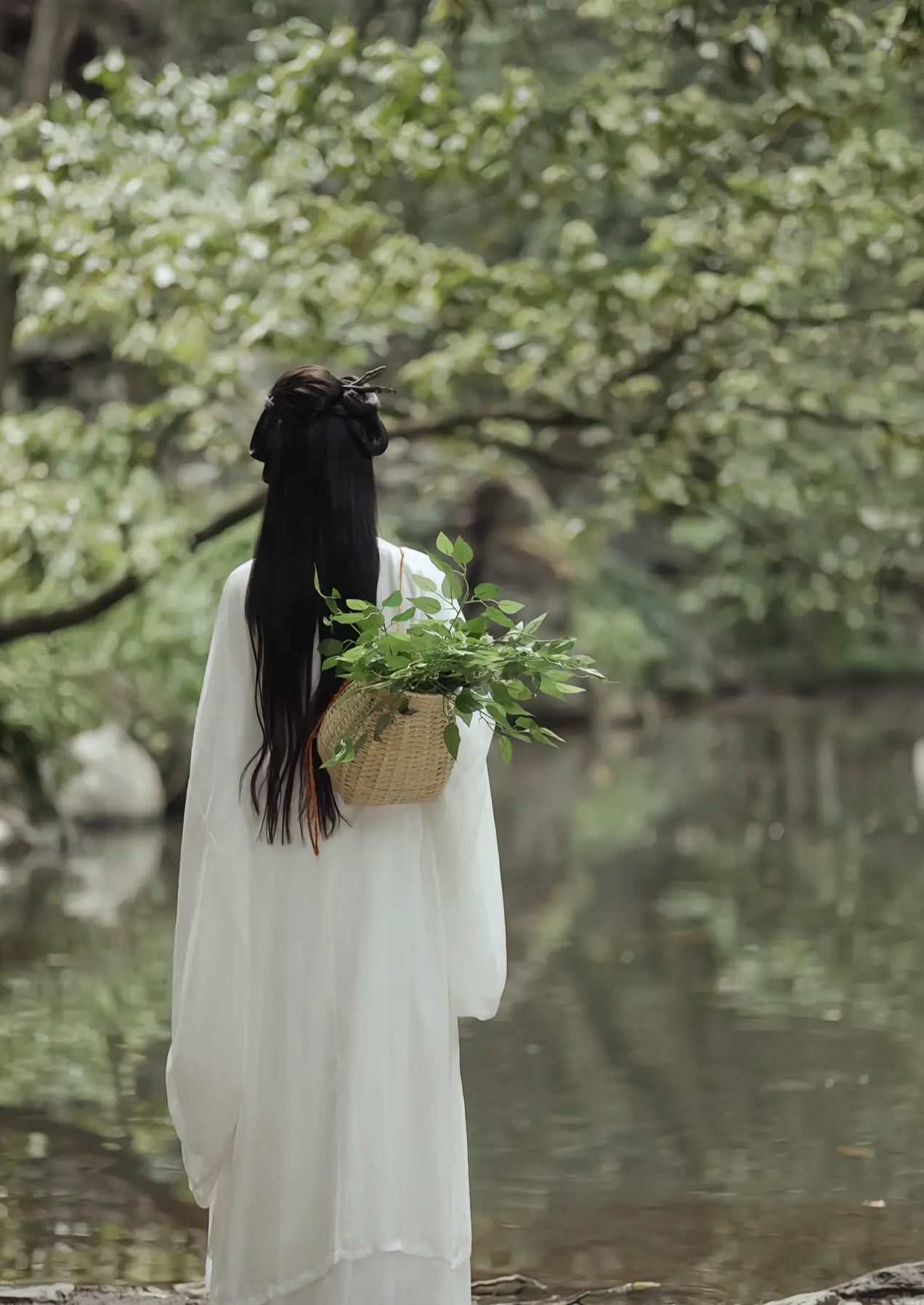 The Charm of Short-Style Hanfu Tops The Charm of Short-Style Hanfu Tops