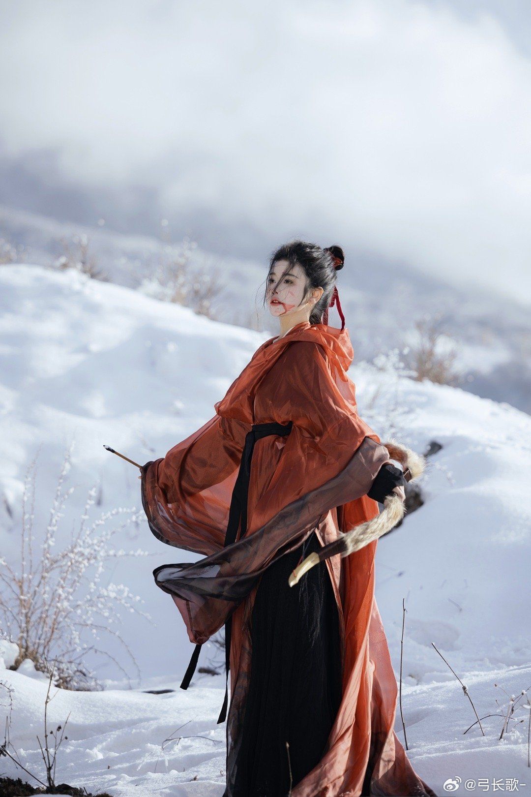 Wedding in Autumn and Winter:The Allure of Qipao Bridal Gowns