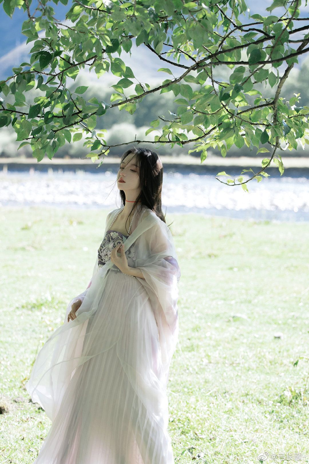 The Evolution of Hanfu:Servants Attire in Ancient China The Evolution of Hanfu:Servants Attire in Ancient China