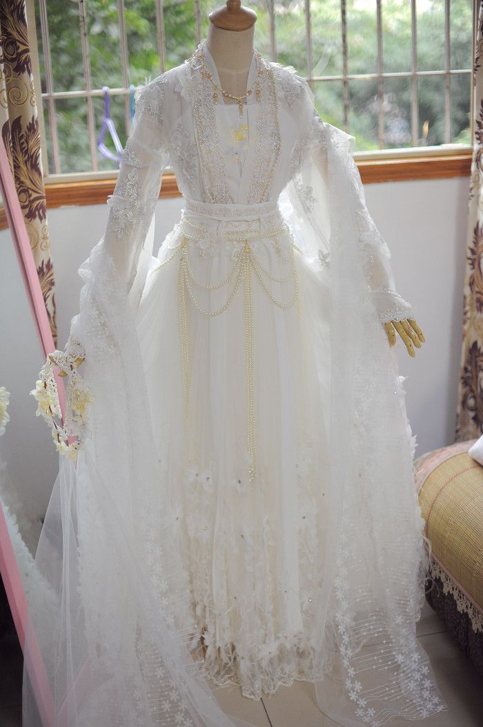 Cheng Yis Hanfu Style:Exploring the Allure of Traditional Chinese Fashion Cheng Yis Hanfu Style:Exploring the Allure of Traditional Chinese Fashion