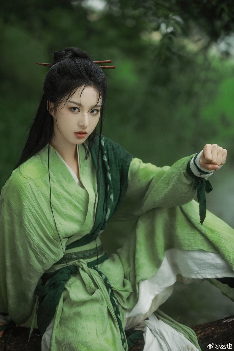 Traditional Chinese Style Ma-Face Skirt:Embracing the Elegance of the Past in a Modern Perspective Traditional Chinese Style Ma-Face Skirt:Embracing the Elegance of the Past in a Modern Perspective