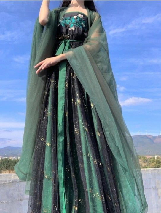 Original Hanfu Design by Hantian Textiles:Embracing the Traditional Elegance of Chinese Heritage Original Hanfu Design by Hantian Textiles:Embracing the Traditional Elegance of Chinese Heritage