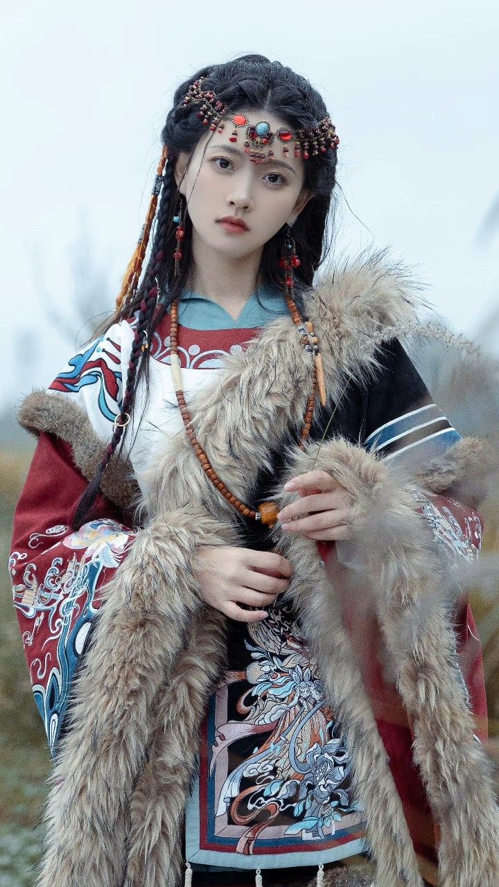 The Splendor of Red Song-Style Hanfu:A Journey into Traditional Chinese Elegance The Splendor of Red Song-Style Hanfu:A Journey into Traditional Chinese Elegance