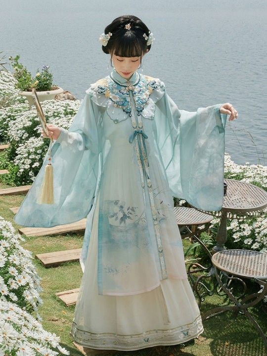 Qipao-Inspired Girls Dress:A Blend of Traditional Chinese and Modern Fashion in the Republic Era Qipao-Inspired Girls Dress:A Blend of Traditional Chinese and Modern Fashion in the Republic Era
