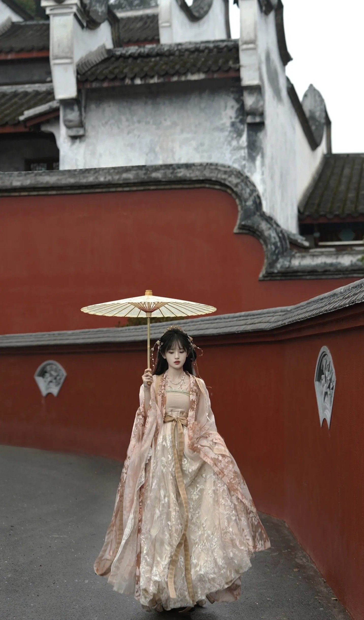 The Charm of Chest-Length Hanfu:A Journey into Traditional Chinese Elegance The Charm of Chest-Length Hanfu:A Journey into Traditional Chinese Elegance