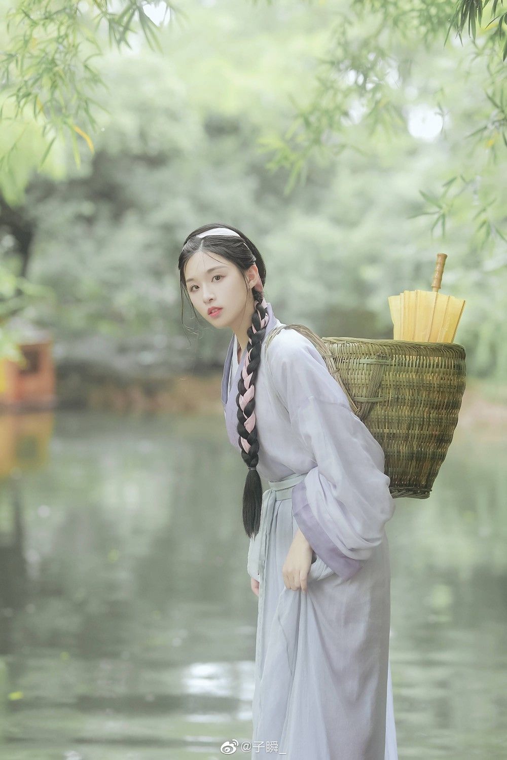 The Enigma of Red Cheongsam:Embracing the Ethereal Charm of Graceful Elegance The Enigma of Red Cheongsam:Embracing the Ethereal Charm of Graceful Elegance