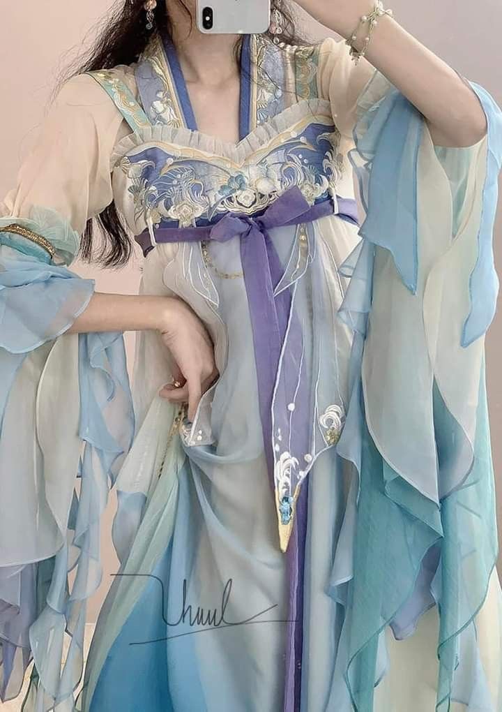 Spring and Autumn Hanfu Shoes:A Glimpse into Traditional Elegance Spring and Autumn Hanfu Shoes:A Glimpse into Traditional Elegance