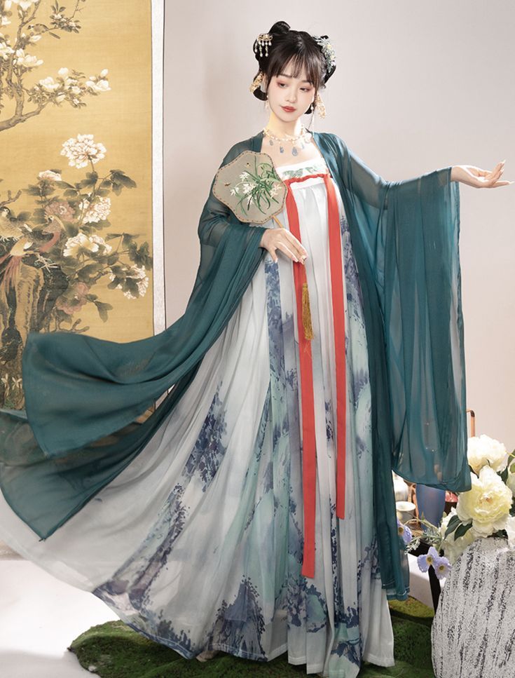 The Plumage Skirt:A Family of Three The Plumage Skirt:A Family of Three