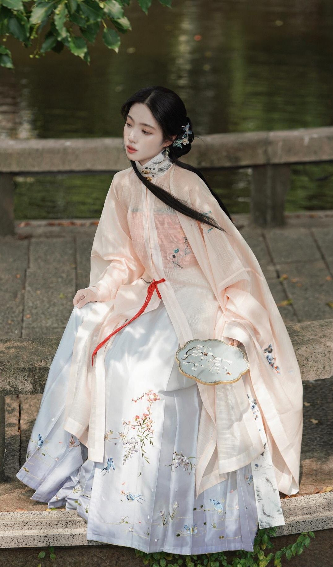 Chinese-Style Womens Hanfu Fashion Set:A Blend of Tradition and Modernity Chinese-Style Womens Hanfu Fashion Set:A Blend of Tradition and Modernity