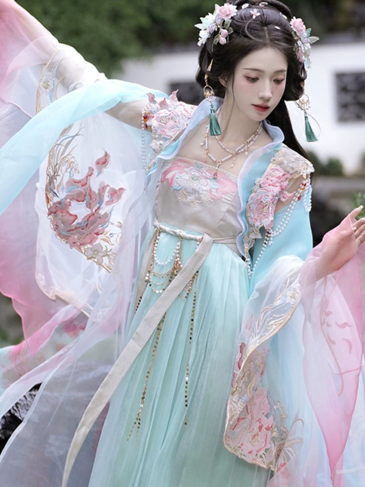 Plus Size Womens Fashion:The Evolution of Chinese-Style Embroidery Peplum Qipao Skirt Plus Size Womens Fashion:The Evolution of Chinese-Style Embroidery Peplum Qipao Skirt