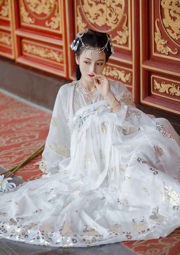 Traditional Elegance in Harmony:Hanfu Dress Family Match Traditional Elegance in Harmony:Hanfu Dress Family Match