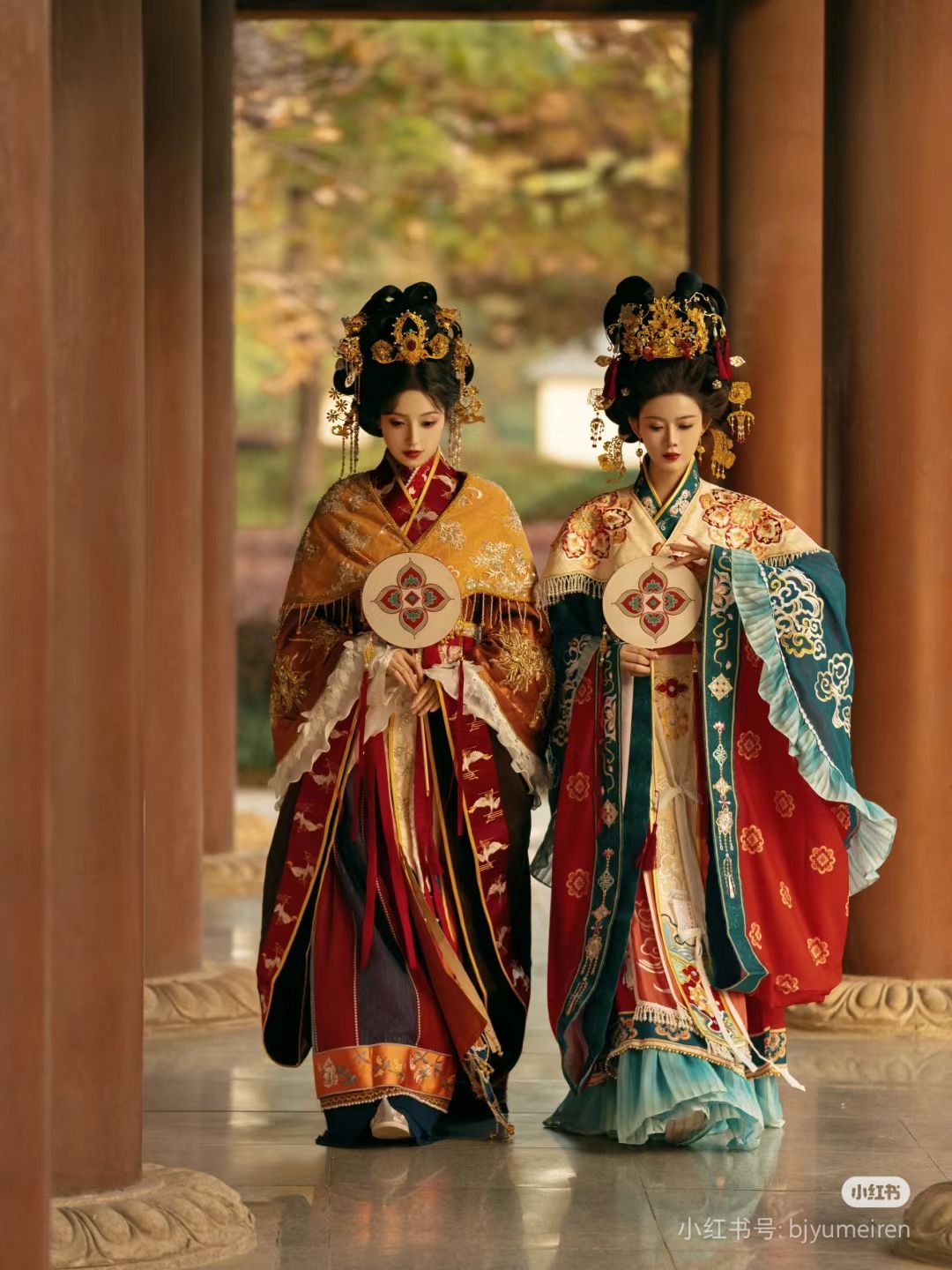The Splendor of Huaji Hanfu:The Phoenix Seeks the Divine凰 The Splendor of Huaji Hanfu:The Phoenix Seeks the Divine凰